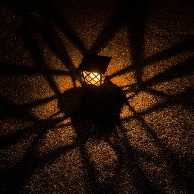 Alpine Corporation Set of 4 Outdoor Solar Powered Pathway LED Light Stakes Black 6 Alpine Corporation Set of 4 Outdoor Solar Powered Pathway LED Light Stakes Black - Image 4